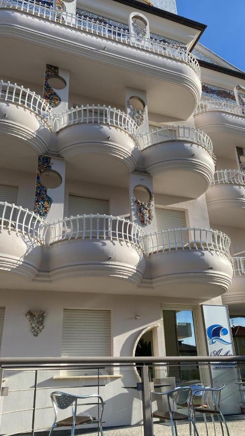 Residence Anchisemare Alba Adriatica Exterior foto